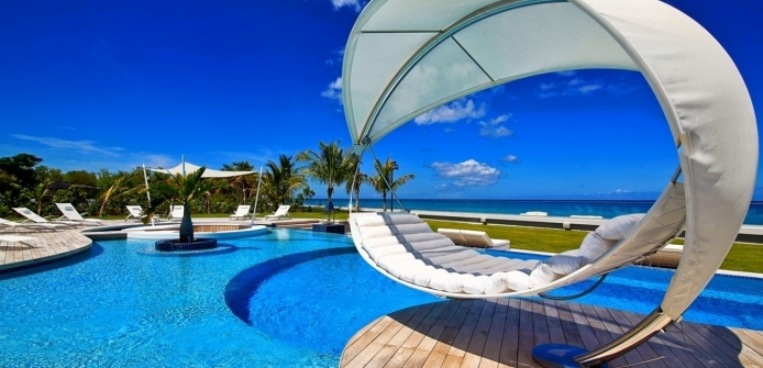 Breathtaking Beachfront Modern Masterpiece Villa in St Martin - Pool and Ocean Views